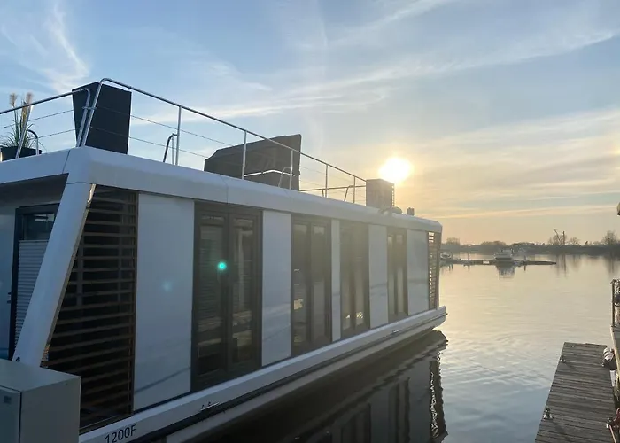 Hausboot Buddy