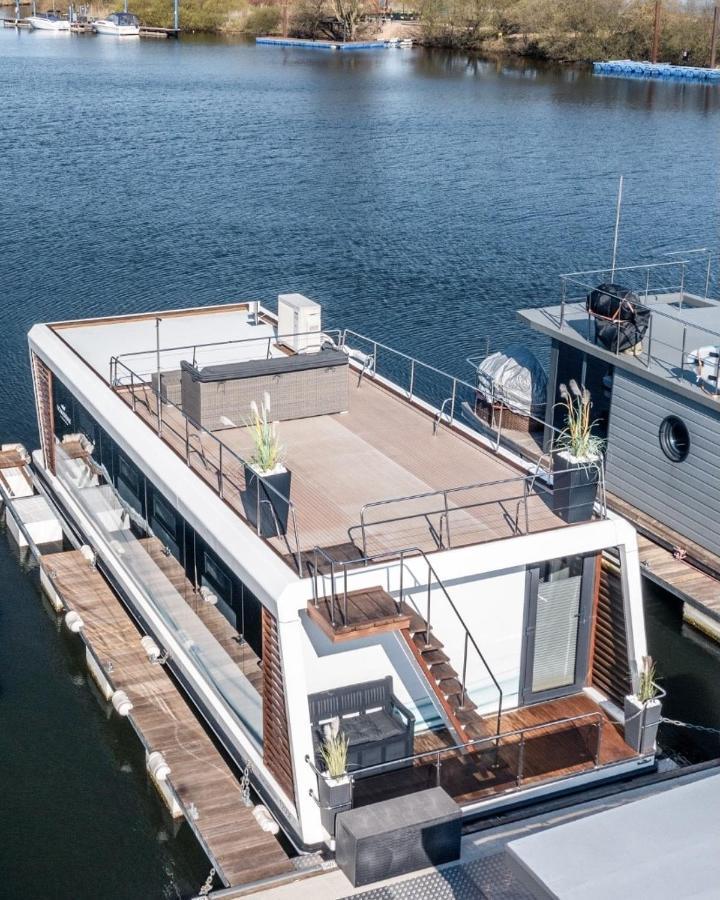 Hausboot Buddy Bateau-hôtel *